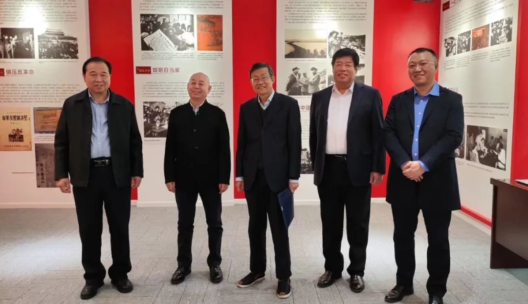 冬权合影.jpg
